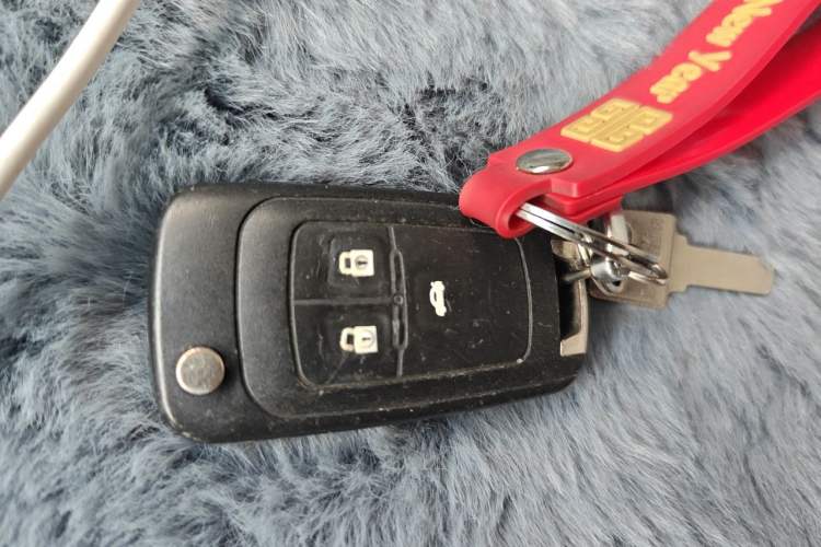 Used Buick GL8 2011 2.4L CT Luxury Business Comfort Edition Vehicle Key