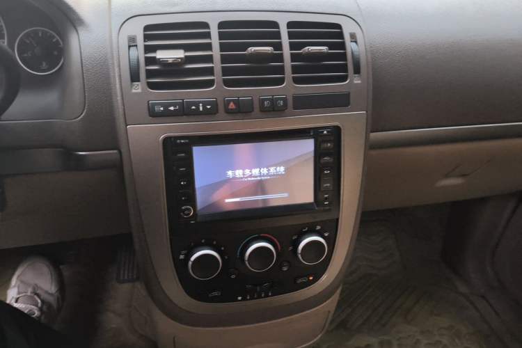 Used Buick GL8 2012 2.4L BASE Comfort Edition Audio And AC Panel