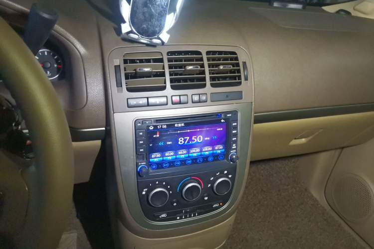 Used Buick GL8 2012 2.4L BASE Comfort Edition Audio And AC Panel