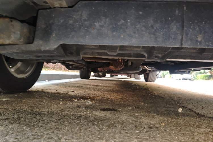 Used Buick GL8 2012 2.4L BASE Comfort Edition Chassis Front