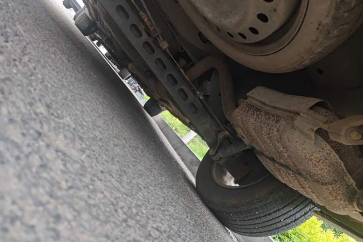 Used Buick GL8 2012 2.4L BASE Comfort Edition Chassis Front Left