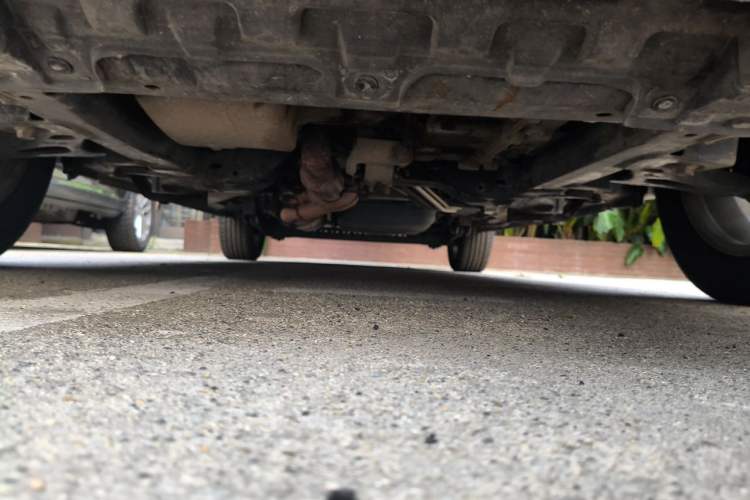 Used Buick GL8 2012 2.4L BASE Comfort Edition Chassis Front