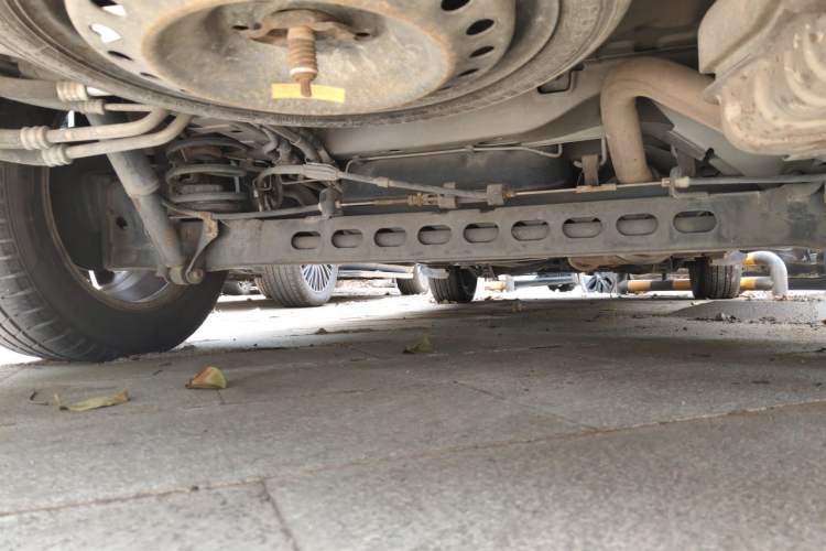 Used Buick GL8 2012 2.4L BASE Comfort Edition Chassis Rear