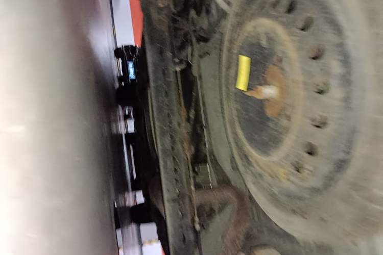 Used Buick GL8 2012 2.4L BASE Comfort Edition Chassis Rear