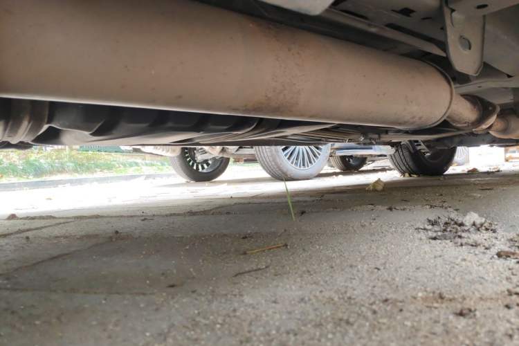 Used Buick GL8 2012 2.4L BASE Comfort Edition Chassis Rear Right
