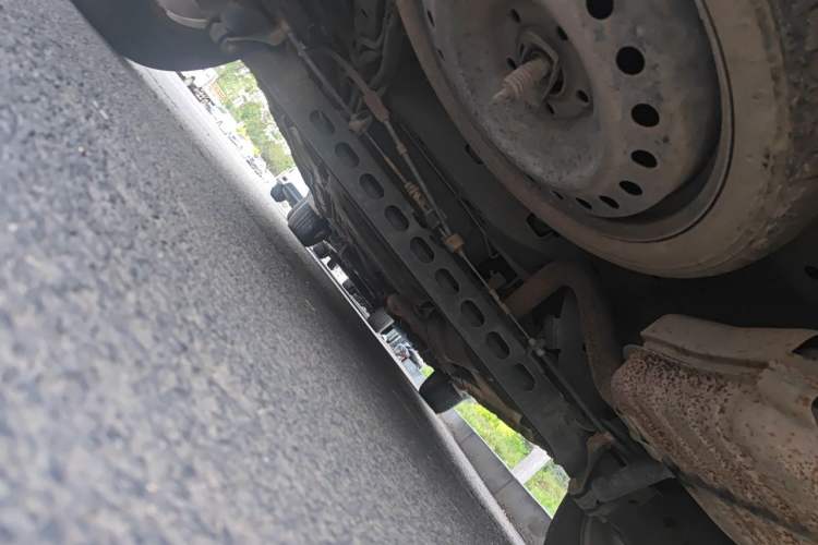 Used Buick GL8 2012 2.4L BASE Comfort Edition Chassis Rear Right