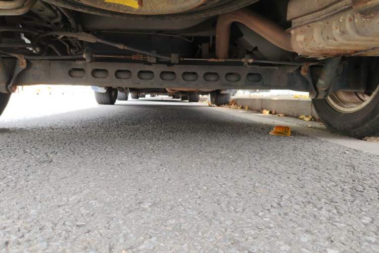Used Buick GL8 2012 2.4L BASE Comfort Edition Chassis Rear