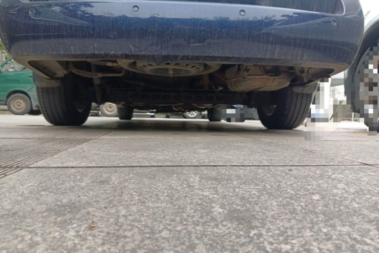 Used Buick GL8 2012 2.4L BASE Comfort Edition Chassis Rear