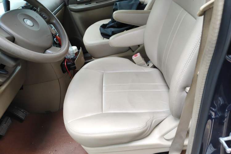 Used Buick GL8 2012 2.4L BASE Comfort Edition Driver Seat