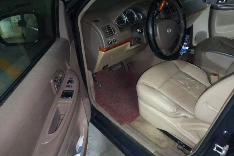 Used Buick GL8 2012 2.4L BASE Comfort Edition Driver Seat