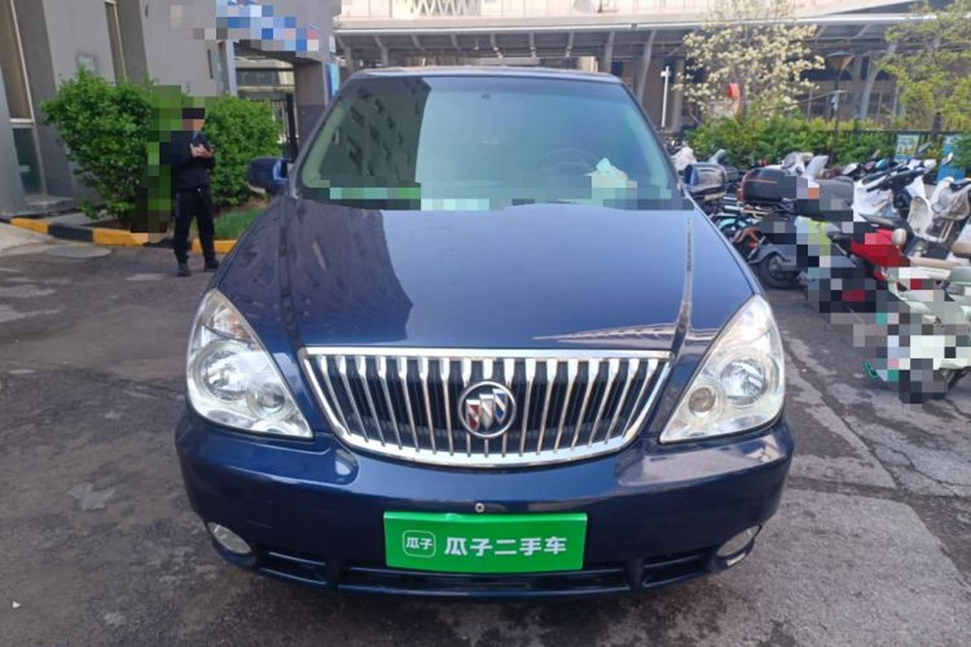 Used Buick GL8 2012 2.4L BASE Comfort Edition Front