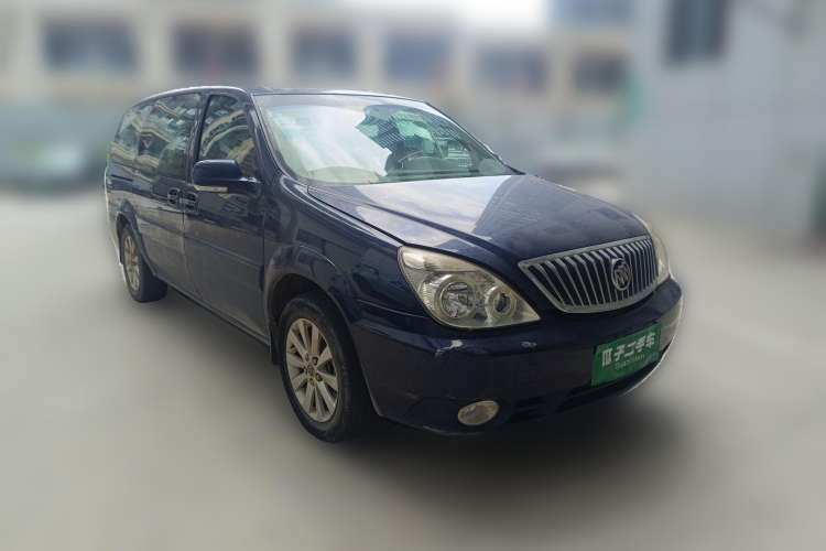 Used Buick GL8 2012 2.4L BASE Comfort Edition Front Right 45 Deg