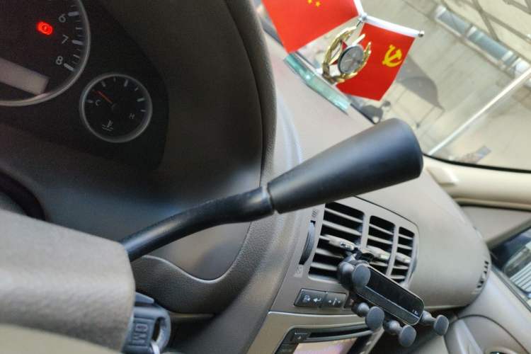 Used Buick GL8 2012 2.4L BASE Comfort Edition Gear Lever