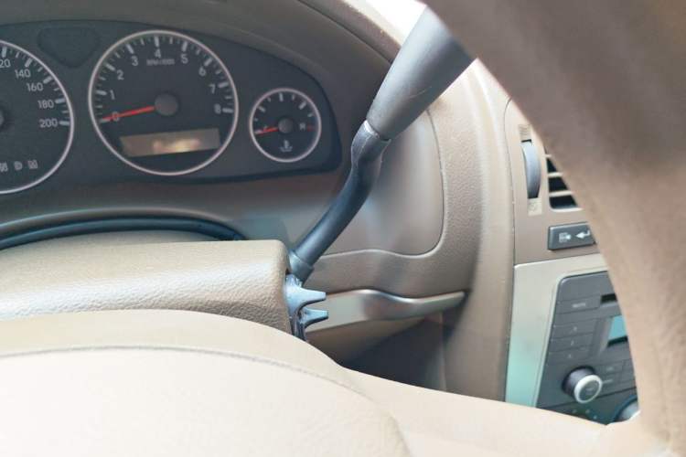 Used Buick GL8 2012 2.4L BASE Comfort Edition Gear Lever