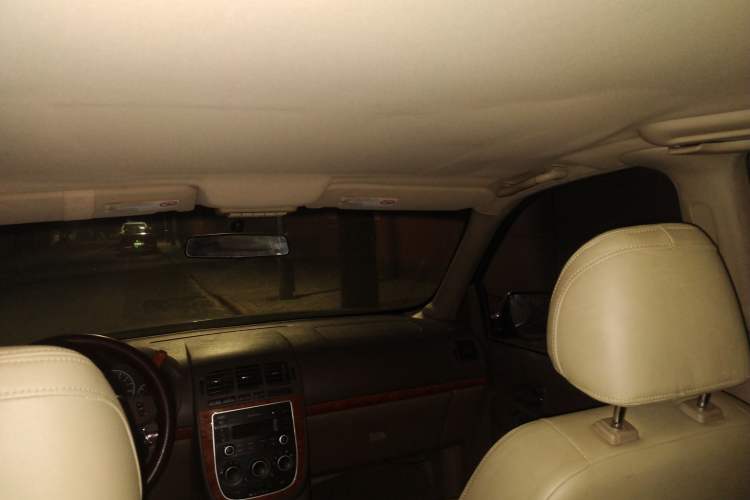 Used Buick GL8 2012 2.4L BASE Comfort Edition Headliner