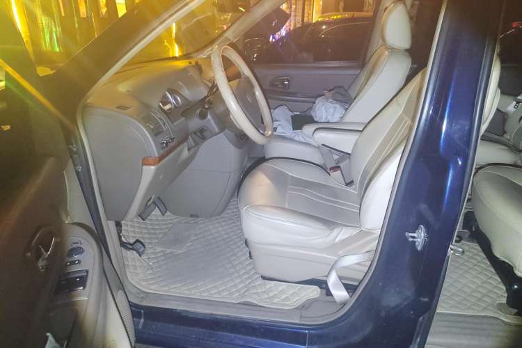 Used Buick GL8 2012 2.4L BASE Comfort Edition Left Front Seat