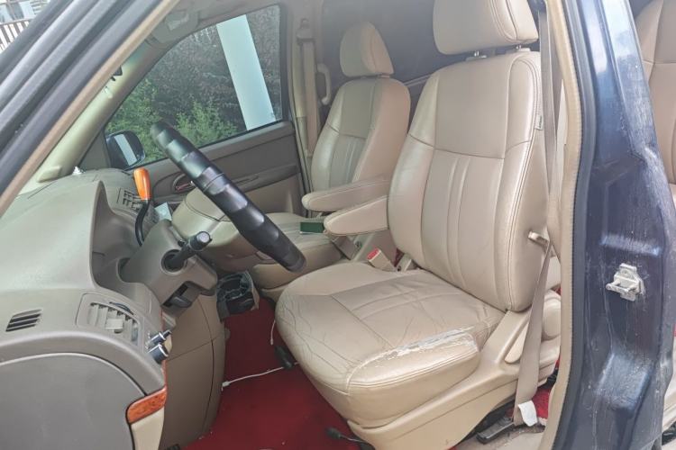 Used Buick GL8 2012 2.4L BASE Comfort Edition Left Front Seat