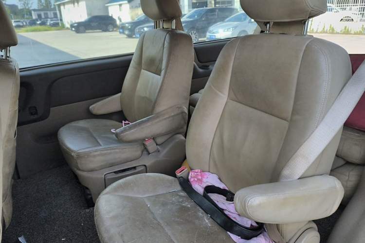 Used Buick GL8 2012 2.4L BASE Comfort Edition Left Rear Seat