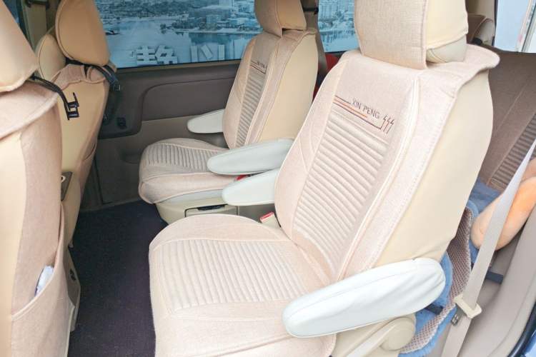 Used Buick GL8 2012 2.4L BASE Comfort Edition Left Rear Seat