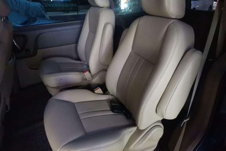 Used Buick GL8 2012 2.4L BASE Comfort Edition Left Rear Seat