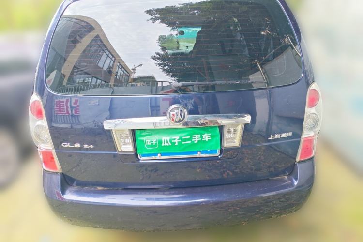 Used Buick GL8 2012 2.4L BASE Comfort Edition Rear