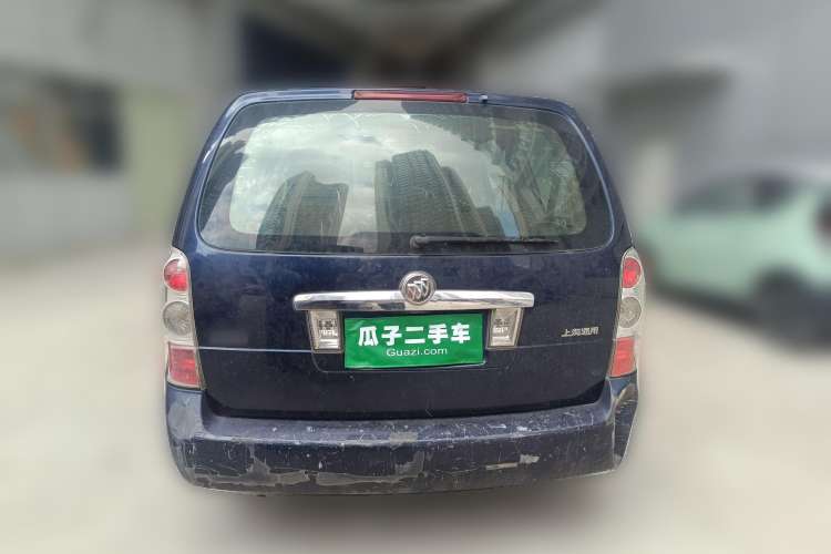 Used Buick GL8 2012 2.4L BASE Comfort Edition Rear