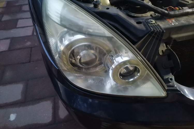 Used Buick GL8 2012 2.4L BASE Comfort Edition Right Front Headlight
