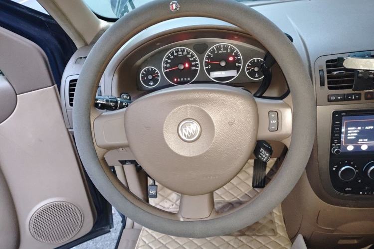 Used Buick GL8 2012 2.4L BASE Comfort Edition Steering Wheel