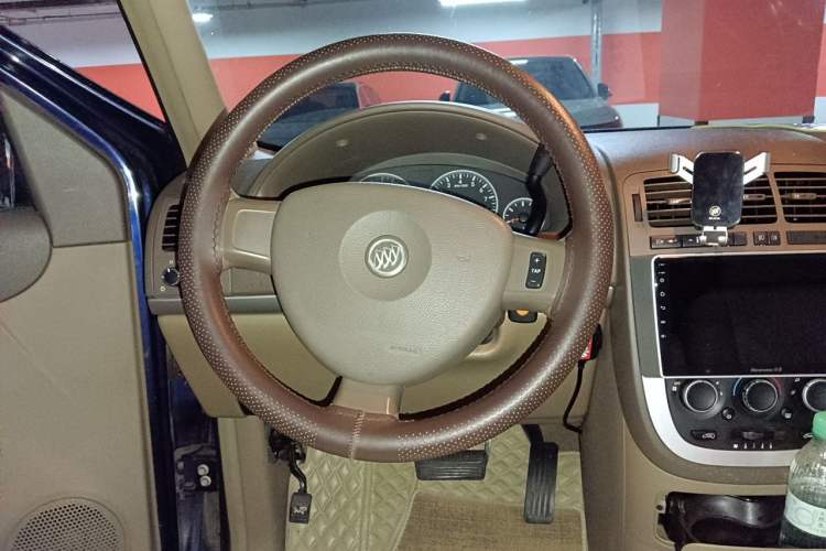 Used Buick GL8 2012 2.4L BASE Comfort Edition Steering Wheel