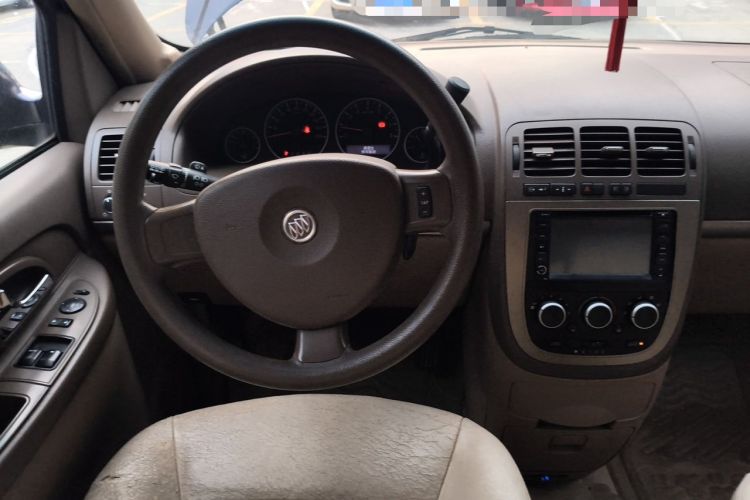 Used Buick GL8 2012 2.4L BASE Comfort Edition Steering Wheel