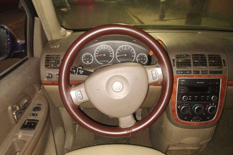 Used Buick GL8 2012 2.4L BASE Comfort Edition Steering Wheel