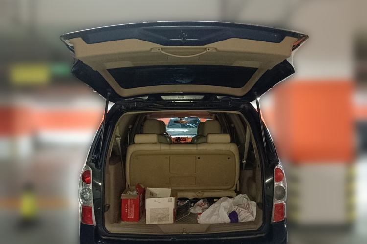 Used Buick GL8 2012 2.4L BASE Comfort Edition Trunk