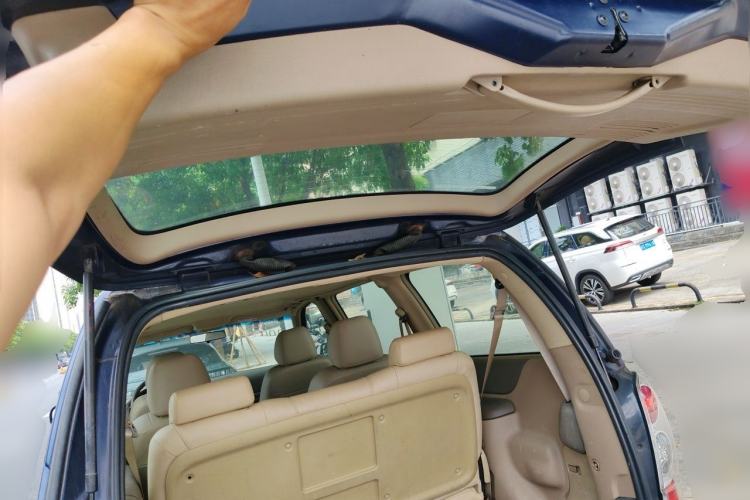 Used Buick GL8 2012 2.4L BASE Comfort Edition Trunk