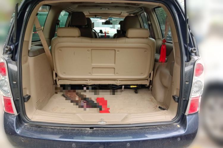 Used Buick GL8 2012 2.4L BASE Comfort Edition Trunk