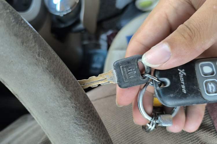 Used Buick GL8 2012 2.4L BASE Comfort Edition Vehicle Key