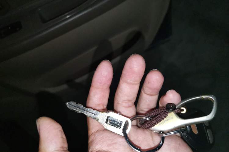 Used Buick GL8 2012 2.4L BASE Comfort Edition Vehicle Key