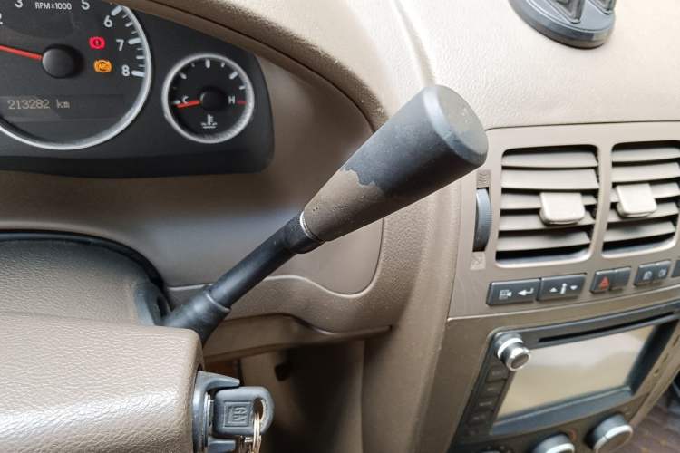 Used Buick GL8 2012 2.4L BASE Comfort Edition Gear Lever