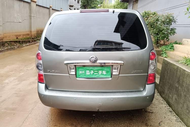 Used Buick GL8 2012 2.4L BASE Comfort Edition Rear