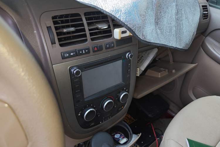 Used Buick GL8 2012 2.4L BASE Comfort Edition Audio And AC Panel