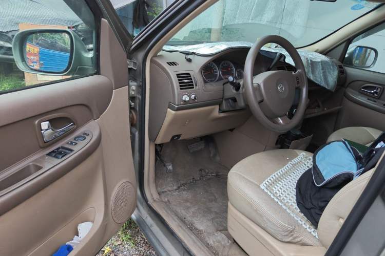 Used Buick GL8 2012 2.4L BASE Comfort Edition Driver Seat