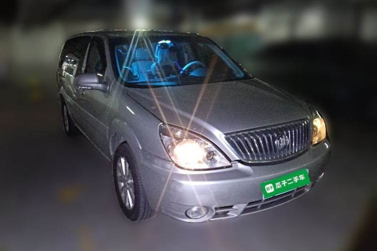 Used Buick GL8 2012 2.4L BASE Comfort Edition Front Right 45 Deg