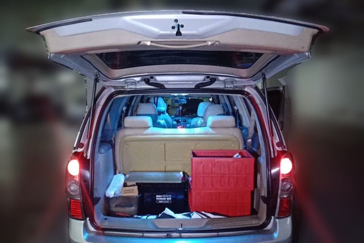 Used Buick GL8 2012 2.4L BASE Comfort Edition Trunk
