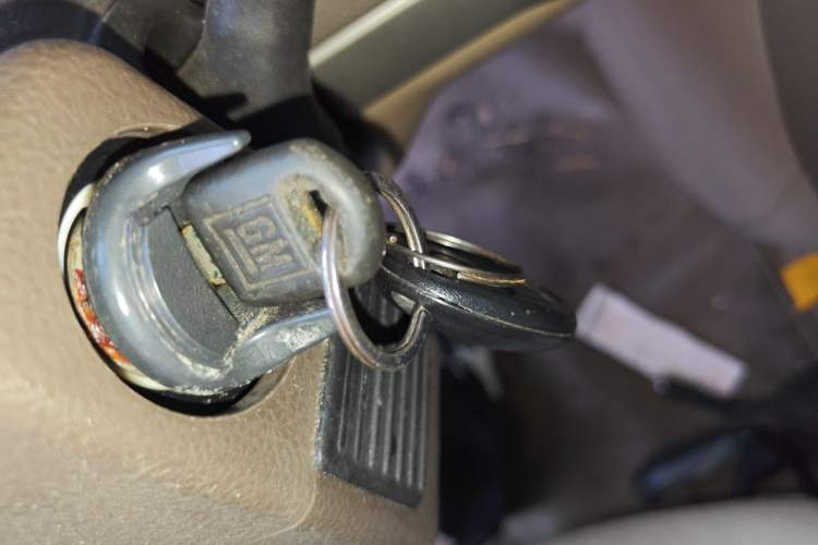 Used Buick GL8 2012 2.4L BASE Comfort Edition Vehicle Key