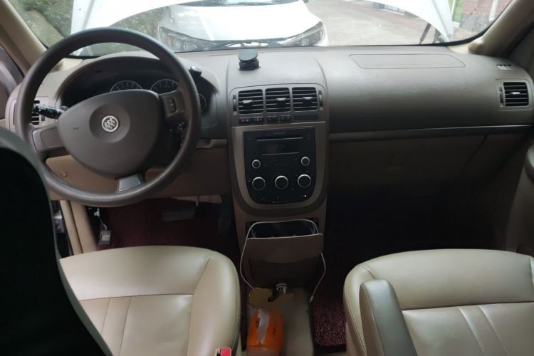 Used Buick GL8 2012 2.4L BASE Comfort Edition Center Console