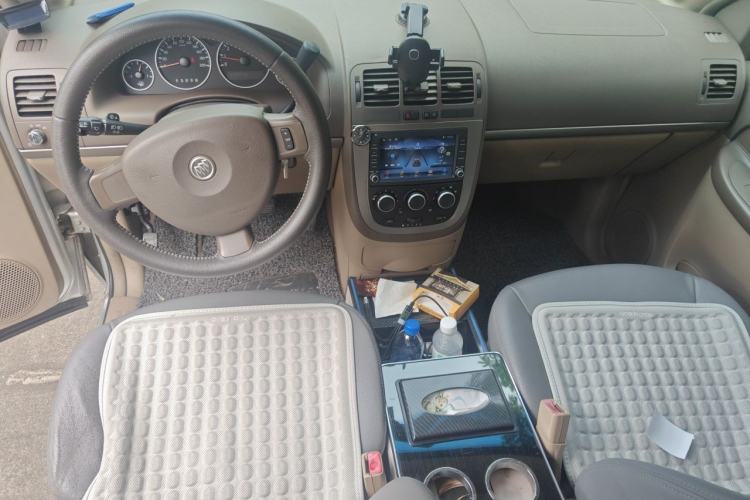 Used Buick GL8 2012 2.4L BASE Comfort Edition Center Console