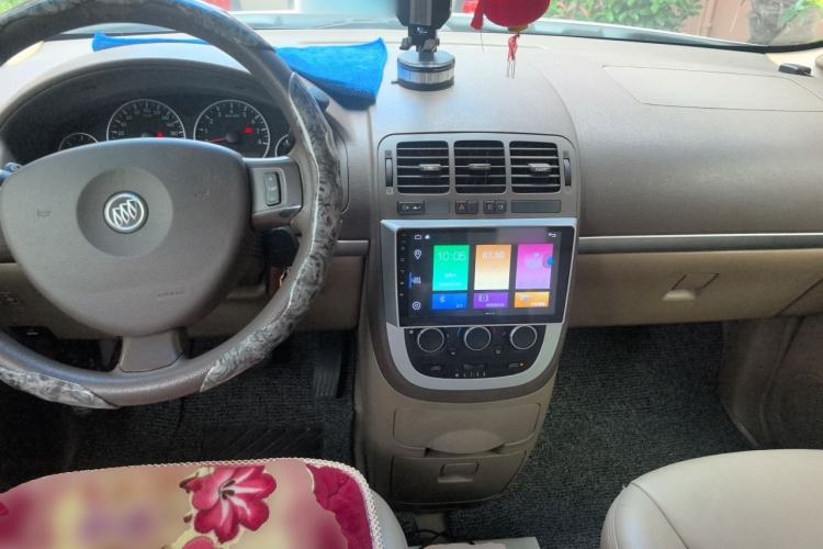 Used Buick GL8 2012 2.4L BASE Comfort Edition Center Console