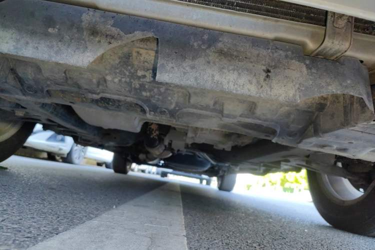 Used Buick GL8 2012 2.4L BASE Comfort Edition Chassis Front