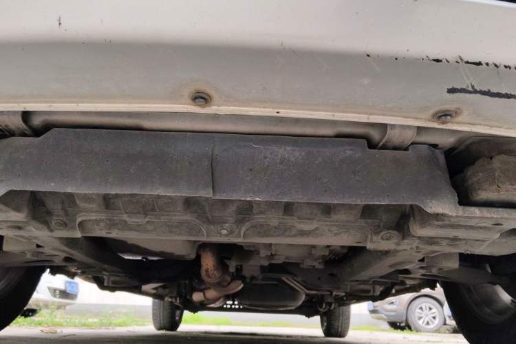 Used Buick GL8 2012 2.4L BASE Comfort Edition Chassis Front