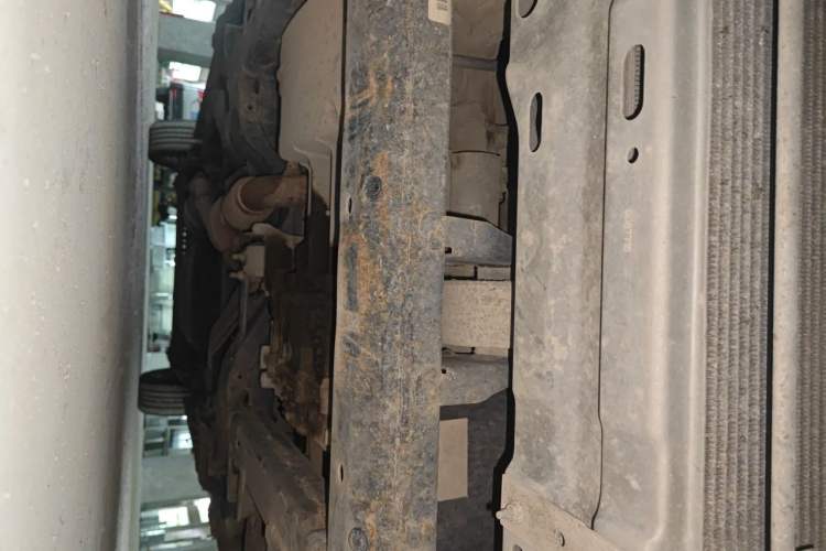 Used Buick GL8 2012 2.4L BASE Comfort Edition Chassis Front