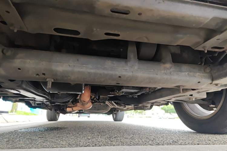Used Buick GL8 2012 2.4L BASE Comfort Edition Chassis Front